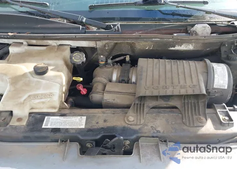 2001 Chevrolet Express from USA, damaged, VIN 1GCHG39RX11108817